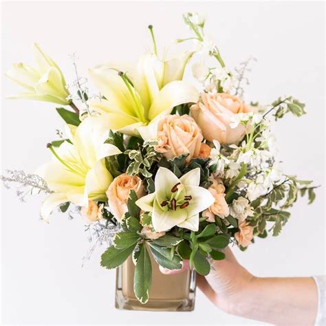 internet florists usa canada delivery.